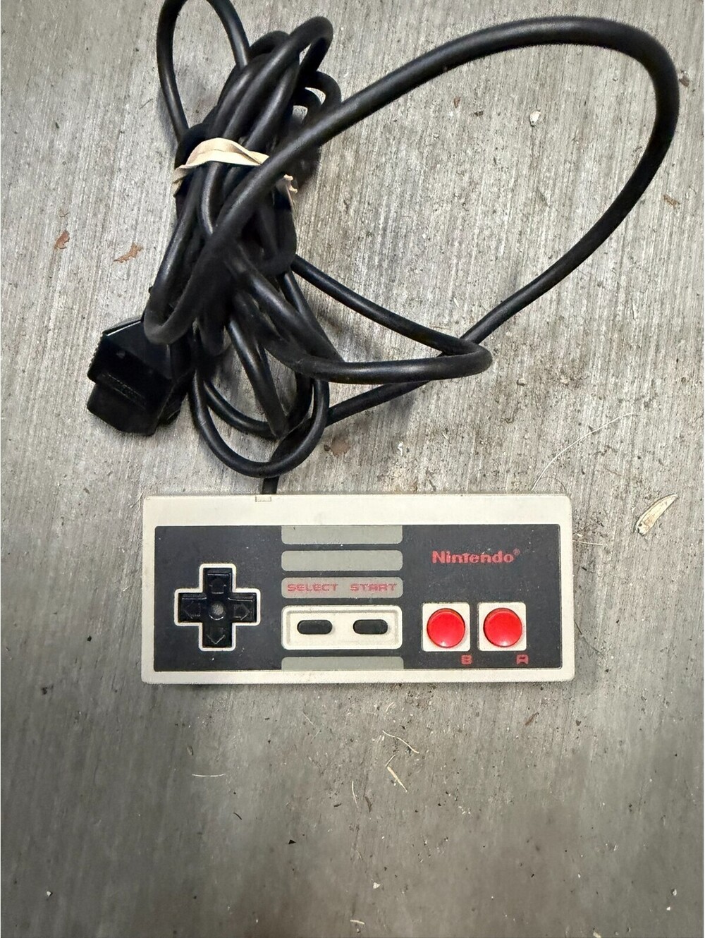 Nintendo NES-004 Corded Controller for Nintendo NES